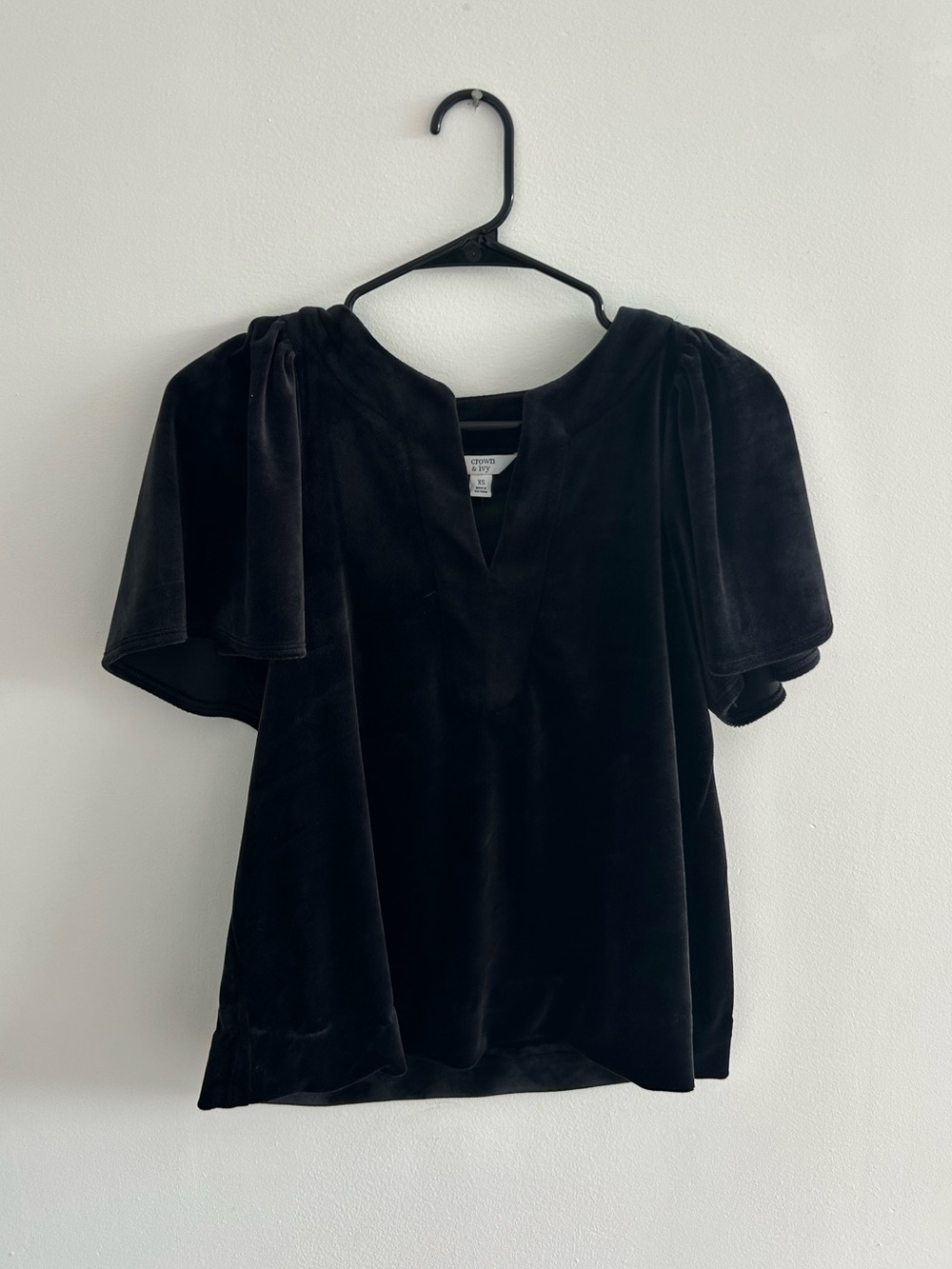 Crown & Ivy Black Velvet Top